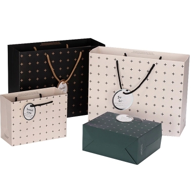 波點(diǎn)服裝袋定制 禮物包裝袋印刷 精美手提袋定做 服裝袋設(shè)計(jì)